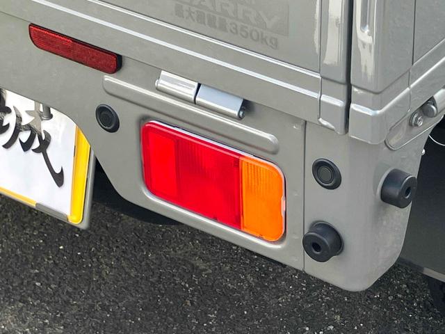 スーパーキャリイ 　４ＷＤ　届け出済み未使用車　軽トラック　ＡＴ　衝突被害軽減システム　クリアランスソナー　レーンアシスト　アイドリングストップ　オートライト　ＥＳＣ　エアコン　パワーステアリング　パワーウィンドウ（11枚目）