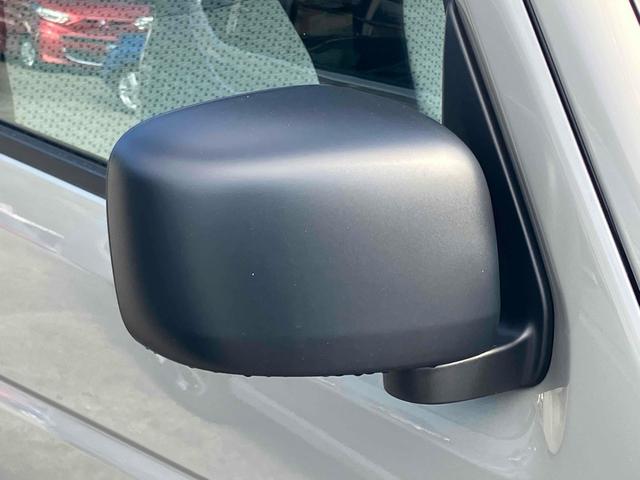 スーパーキャリイ 　４ＷＤ　届け出済み未使用車　軽トラック　ＡＴ　衝突被害軽減システム　クリアランスソナー　レーンアシスト　アイドリングストップ　オートライト　ＥＳＣ　エアコン　パワーステアリング　パワーウィンドウ（13枚目）