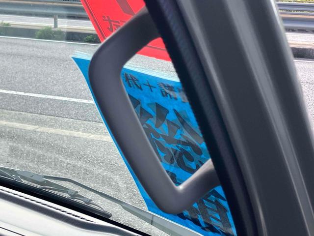 スーパーキャリイ 　４ＷＤ　届け出済み未使用車　軽トラック　ＡＴ　衝突被害軽減システム　クリアランスソナー　レーンアシスト　アイドリングストップ　オートライト　ＥＳＣ　エアコン　パワーステアリング　パワーウィンドウ（24枚目）