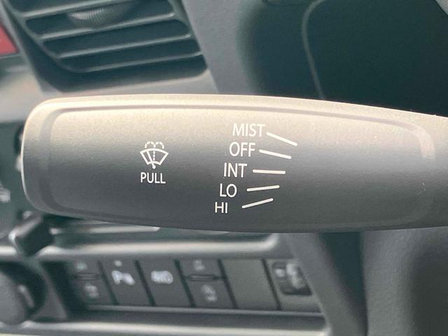 スーパーキャリイ 　４ＷＤ　届け出済み未使用車　軽トラック　ＡＴ　衝突被害軽減システム　クリアランスソナー　レーンアシスト　アイドリングストップ　オートライト　ＥＳＣ　エアコン　パワーステアリング　パワーウィンドウ（27枚目）