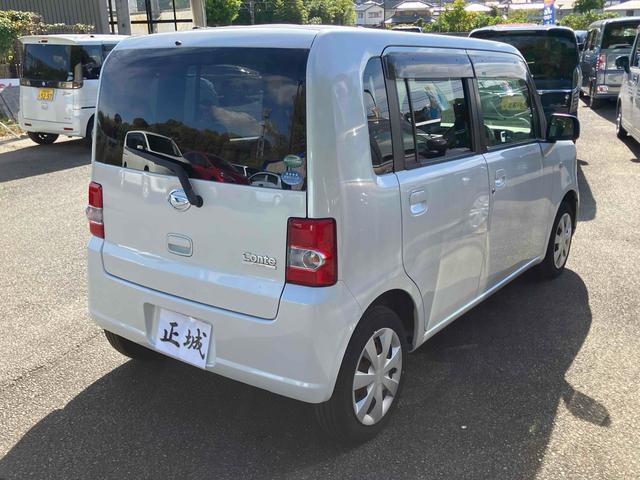 ムーヴコンテ Ｌ　キーレスエントリー　アイドリングストップ　電動格納ミラー　ベンチシート　ＣＶＴ　盗難防止システム　ＡＢＳ　ＣＤ　アルミホイール　衝突安全ボディ　エアコン　パワーステアリング　パワーウィンドウ（4枚目）