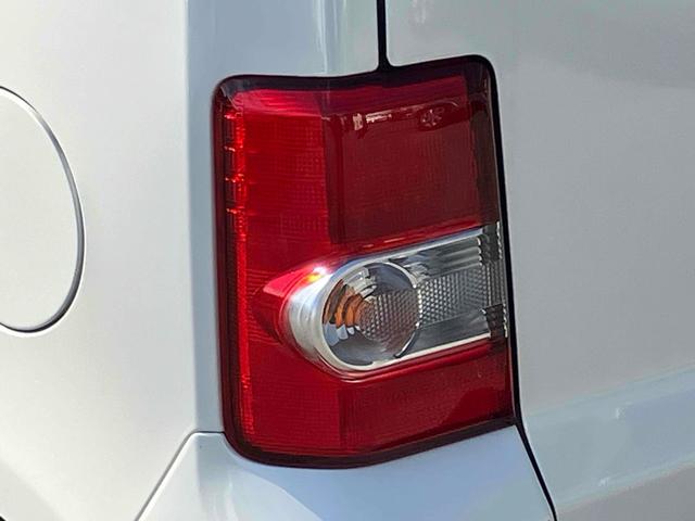 ムーヴコンテ Ｌ　キーレスエントリー　アイドリングストップ　電動格納ミラー　ベンチシート　ＣＶＴ　盗難防止システム　ＡＢＳ　ＣＤ　アルミホイール　衝突安全ボディ　エアコン　パワーステアリング　パワーウィンドウ（12枚目）