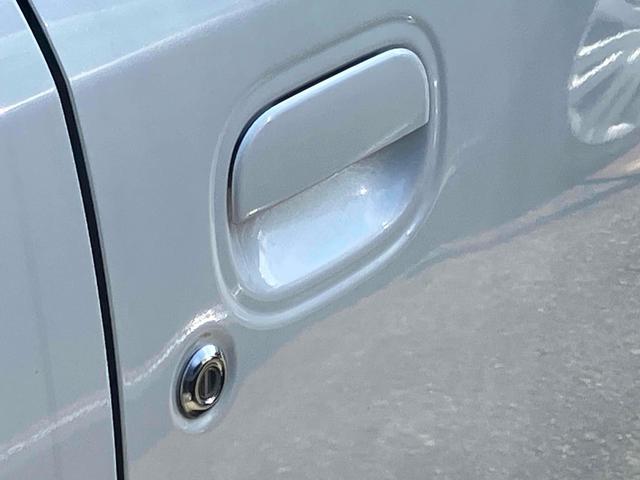 ムーヴコンテ Ｌ　キーレスエントリー　アイドリングストップ　電動格納ミラー　ベンチシート　ＣＶＴ　盗難防止システム　ＡＢＳ　ＣＤ　アルミホイール　衝突安全ボディ　エアコン　パワーステアリング　パワーウィンドウ（16枚目）