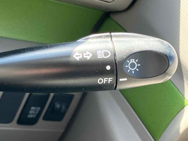 ムーヴコンテ Ｌ　キーレスエントリー　アイドリングストップ　電動格納ミラー　ベンチシート　ＣＶＴ　盗難防止システム　ＡＢＳ　ＣＤ　アルミホイール　衝突安全ボディ　エアコン　パワーステアリング　パワーウィンドウ（32枚目）