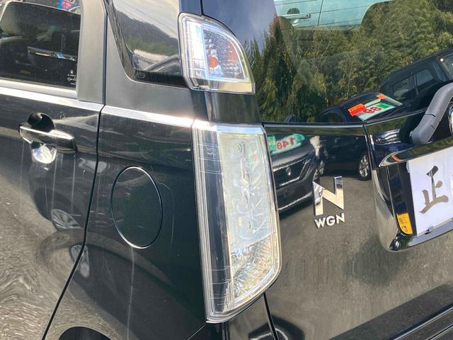 Ｎ－ＷＧＮ Ｃ　キーレスエントリー　電動格納ミラー　ベンチシート　ＣＶＴ　盗難防止システム　ＡＢＳ　ＥＳＣ　ＣＤ　ＵＳＢ　ミュージックプレイヤー接続可　衝突安全ボディ　エアコン　パワーステアリング　パワーウィンドウ（11枚目）