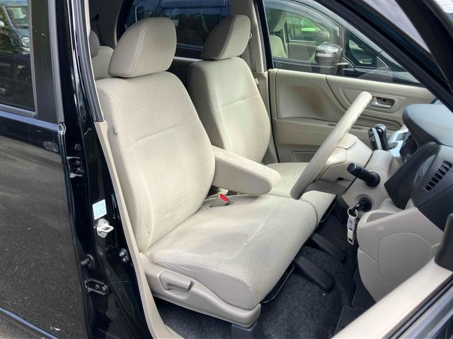 Ｎ－ＷＧＮ Ｃ　キーレスエントリー　電動格納ミラー　ベンチシート　ＣＶＴ　盗難防止システム　ＡＢＳ　ＥＳＣ　ＣＤ　ＵＳＢ　ミュージックプレイヤー接続可　衝突安全ボディ　エアコン　パワーステアリング　パワーウィンドウ（24枚目）