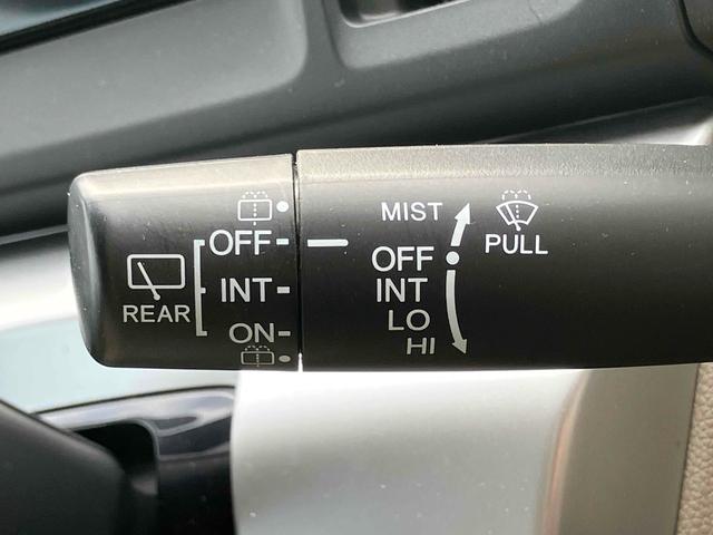 Ｎ－ＷＧＮ Ｃ　キーレスエントリー　電動格納ミラー　ベンチシート　ＣＶＴ　盗難防止システム　ＡＢＳ　ＥＳＣ　ＣＤ　ＵＳＢ　ミュージックプレイヤー接続可　衝突安全ボディ　エアコン　パワーステアリング　パワーウィンドウ（29枚目）