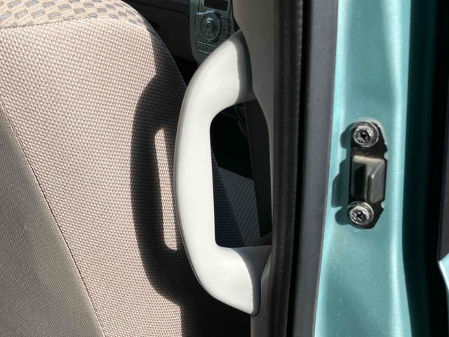 エブリイワゴン ＰＺターボスペシャル　レンタカーアップ　ＥＴＣ　バックカメラ　両側電動スライドドア　ナビ　ＴＶ　衝突被害軽減システム　オートライト　ＨＩＤ　スマートキー　電動格納ミラー　ベンチシート　ＡＴ　盗難防止システム　ＡＢＳ　ＥＳＣ（26枚目）