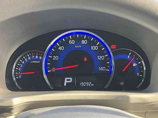 エブリイワゴン ＰＺターボスペシャル　レンタカーアップ　ＥＴＣ　バックカメラ　両側電動スライドドア　ナビ　ＴＶ　衝突被害軽減システム　オートライト　ＨＩＤ　スマートキー　電動格納ミラー　ベンチシート　ＡＴ　盗難防止システム　ＡＢＳ　ＥＳＣ（34枚目）