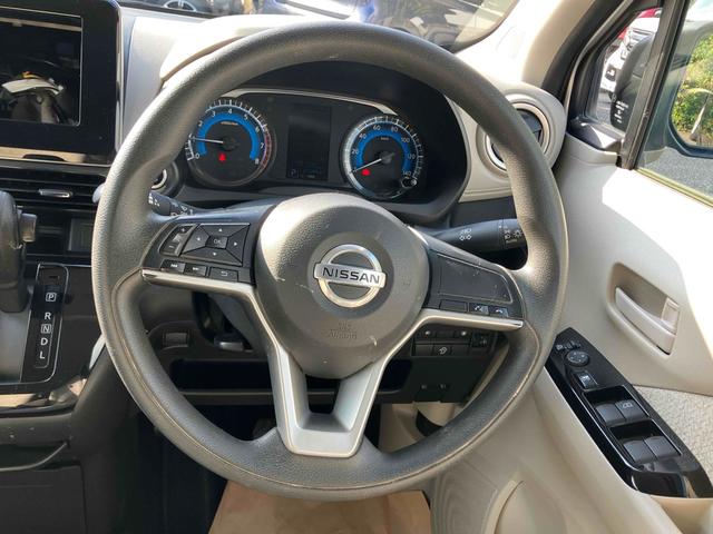 デイズ X ドライブレコーダー 全周囲カメラ クリアランスソナー 衝突被害軽減システム オートライト スマートキー アイドリングストップ 電動格納ミラー ベンチシート CVT 盗難防止システム ABS ESC(3枚目)