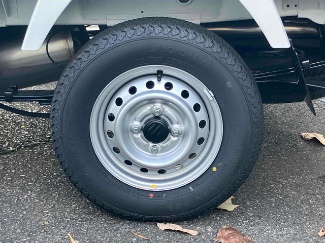 スーパーキャリイ 　ＡＴ　衝突被害軽減システム　クリアランスソナー　レーンアシスト　アイドリングストップ　オートライト　ＥＳＣ　エアコン　パワーステアリング　パワーウィンドウ（11枚目）