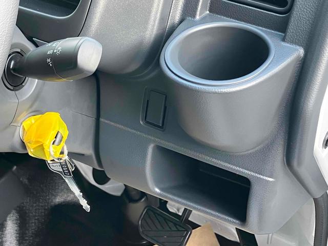 スーパーキャリイ 　ＡＴ　衝突被害軽減システム　クリアランスソナー　レーンアシスト　アイドリングストップ　オートライト　ＥＳＣ　エアコン　パワーステアリング　パワーウィンドウ（29枚目）