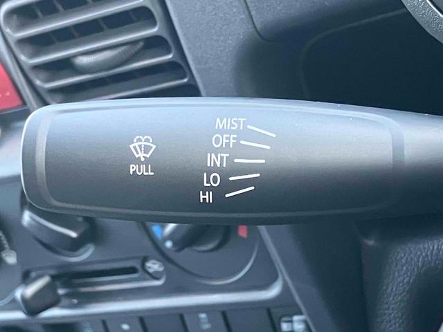 スーパーキャリイ 　ＡＴ　衝突被害軽減システム　クリアランスソナー　レーンアシスト　アイドリングストップ　オートライト　ＥＳＣ　エアコン　パワーステアリング　パワーウィンドウ（31枚目）