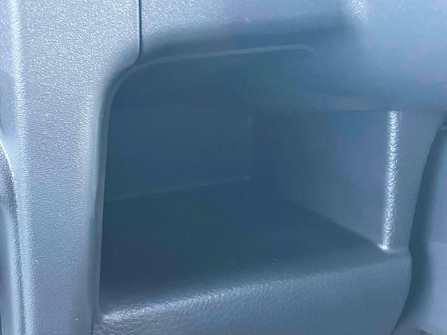 スーパーキャリイ 　ＡＴ　衝突被害軽減システム　クリアランスソナー　レーンアシスト　アイドリングストップ　オートライト　ＥＳＣ　エアコン　パワーステアリング　パワーウィンドウ（34枚目）