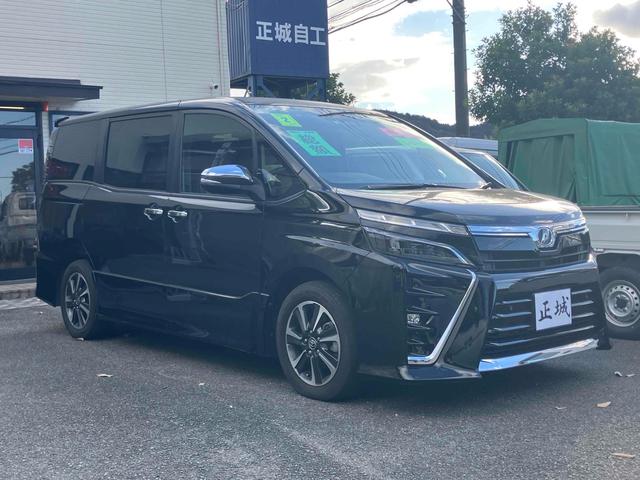 ヴォクシー ＺＳ　煌ＩＩ　ＥＴＣ　バックカメラ　ナビ　ＴＶ　クリアランスソナー　オートクルーズコントロール　レーンアシスト　衝突被害軽減システム　両側電動スライドドア　オートマチックハイビーム　オートライト　ＬＥＤヘッドランプ（13枚目）