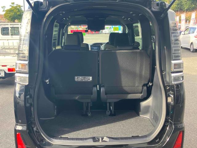 ヴォクシー ＺＳ　煌ＩＩ　ＥＴＣ　バックカメラ　ナビ　ＴＶ　クリアランスソナー　オートクルーズコントロール　レーンアシスト　衝突被害軽減システム　両側電動スライドドア　オートマチックハイビーム　オートライト　ＬＥＤヘッドランプ（18枚目）