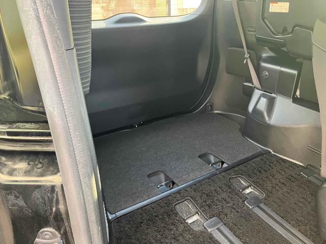 ヴォクシー ＺＳ　煌ＩＩ　ＥＴＣ　バックカメラ　ナビ　ＴＶ　クリアランスソナー　オートクルーズコントロール　レーンアシスト　衝突被害軽減システム　両側電動スライドドア　オートマチックハイビーム　オートライト　ＬＥＤヘッドランプ（24枚目）