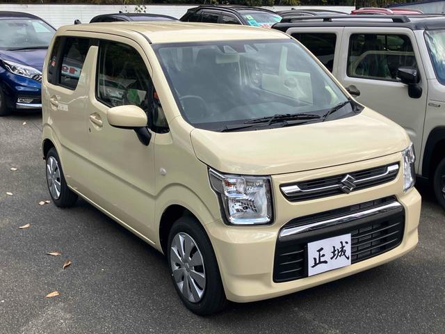 ワゴンＲ ＦＸ　クリアランスソナー　レーンアシスト　衝突被害軽減システム　オートライト　スマートキー　電動格納ミラー　シートヒーター　ベンチシート　ＣＶＴ　ＥＳＣ　エアコン（3枚目）