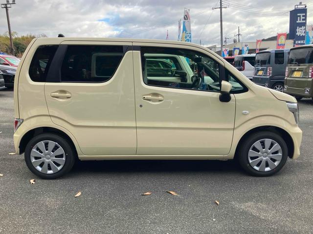 ワゴンＲ ＦＸ　クリアランスソナー　レーンアシスト　衝突被害軽減システム　オートライト　スマートキー　電動格納ミラー　シートヒーター　ベンチシート　ＣＶＴ　ＥＳＣ　エアコン（4枚目）