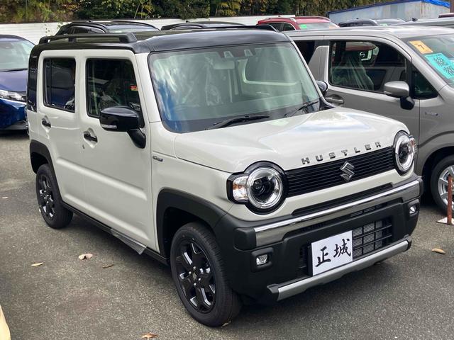 ハスラー タフワイルド　クリアランスソナー　オートクルーズコントロール　レーンアシスト　衝突被害軽減システム　オートライト　スマートキー　アイドリングストップ　電動格納ミラー　シートヒーター　ＣＶＴ　ＥＳＣ　ルーフレール（3枚目）