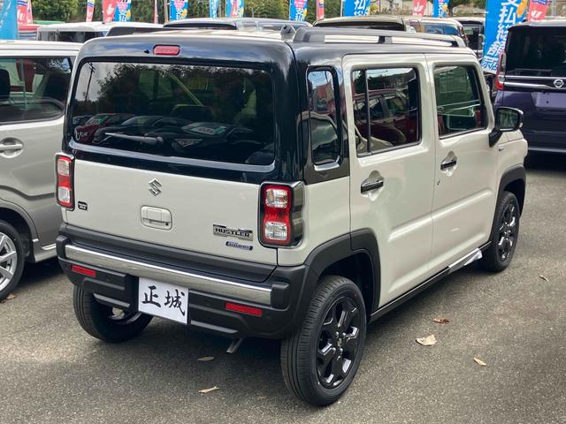 ハスラー タフワイルド　クリアランスソナー　オートクルーズコントロール　レーンアシスト　衝突被害軽減システム　オートライト　スマートキー　アイドリングストップ　電動格納ミラー　シートヒーター　ＣＶＴ　ＥＳＣ　ルーフレール（4枚目）