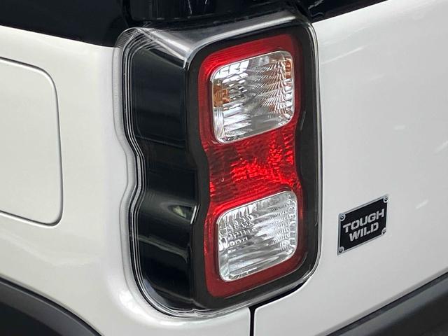 ハスラー タフワイルド　クリアランスソナー　オートクルーズコントロール　レーンアシスト　衝突被害軽減システム　オートライト　スマートキー　アイドリングストップ　電動格納ミラー　シートヒーター　ＣＶＴ　ＥＳＣ　ルーフレール（10枚目）