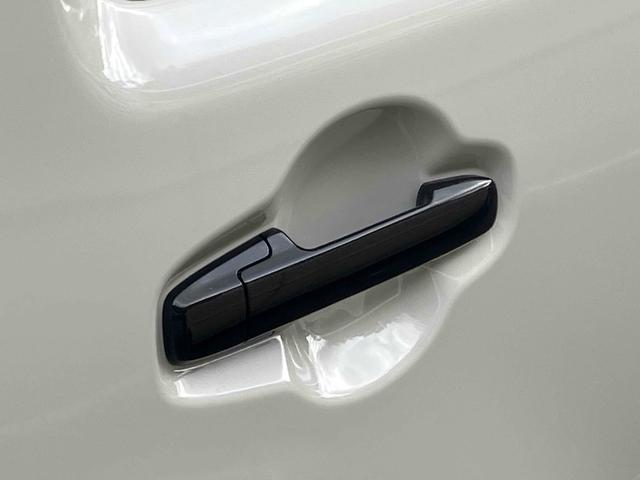 ハスラー タフワイルド　クリアランスソナー　オートクルーズコントロール　レーンアシスト　衝突被害軽減システム　オートライト　スマートキー　アイドリングストップ　電動格納ミラー　シートヒーター　ＣＶＴ　ＥＳＣ　ルーフレール（14枚目）