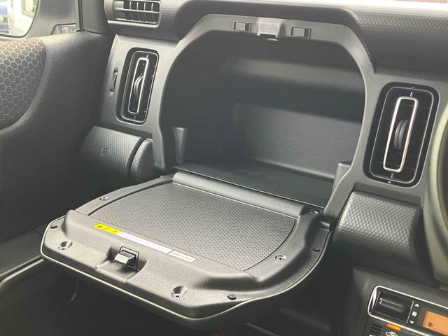 ハスラー タフワイルド　クリアランスソナー　オートクルーズコントロール　レーンアシスト　衝突被害軽減システム　オートライト　スマートキー　アイドリングストップ　電動格納ミラー　シートヒーター　ＣＶＴ　ＥＳＣ　ルーフレール（42枚目）