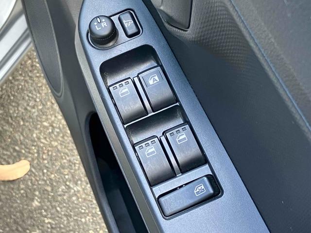 ミライース Ｘ　ＳＡＩＩＩ　ワンオーナー　禁煙車　ＥＴＣ　クリアランスソナー　衝突被害軽減システム　オートマチックハイビーム　ＬＥＤヘッドランプ　キーレスエントリー　アイドリングストップ　電動格納ミラー　ベンチシート　ＣＶＴ（9枚目）