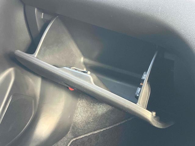 スイフトスポーツ 　ＥＴＣ　ナビ　ＴＶ　オートライト　スマートキー　電動格納ミラー　シートヒーター　ＭＴ　ＥＳＣ　ＣＤ　エアコン（43枚目）