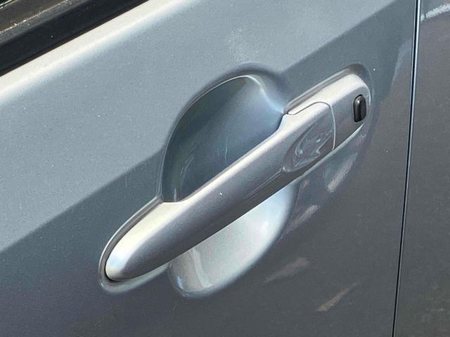 ムーヴ カスタム　Ｘリミテッド　ＳＡＩＩＩ　ドライブレコーダー　ＥＴＣ　バックカメラ　ナビ　ＴＶ　クリアランスソナー　衝突被害軽減システム　オートマチックハイビーム　オートライト　ＬＥＤヘッドランプ　スマートキー　アイドリングストップ（6枚目）