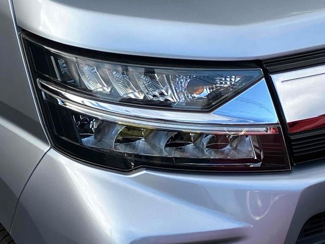 ムーヴ カスタム　Ｘリミテッド　ＳＡＩＩＩ　ドライブレコーダー　ＥＴＣ　バックカメラ　ナビ　ＴＶ　クリアランスソナー　衝突被害軽減システム　オートマチックハイビーム　オートライト　ＬＥＤヘッドランプ　スマートキー　アイドリングストップ（15枚目）