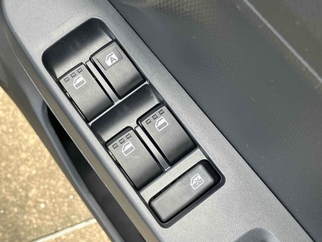 ミライース Ｌ　４ＷＤ　オートライト　キーレスエントリー　アイドリングストップ　ＣＶＴ　盗難防止システム　ＡＢＳ　ＥＳＣ　衝突安全ボディ　エアコン　パワーステアリング　パワーウィンドウ（11枚目）