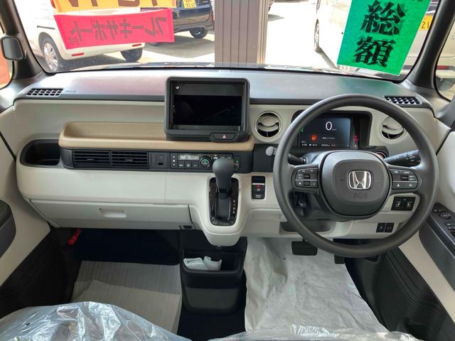 Ｎ－ＢＯＸ ベースグレード　届け出済み未使用車　バックカメラ　両側電動スライドドア　クリアランスソナー　オートクルーズコントロール　レーンアシスト　衝突被害軽減システム　オートライト　ＬＥＤヘッドランプ　スマートキー（2枚目）