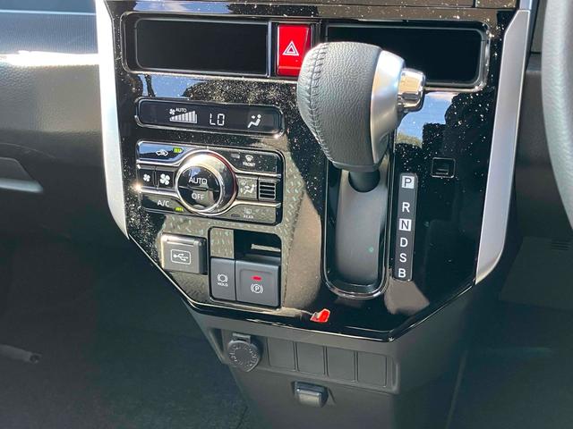 ジャスティ ベースグレード 4WD ドライブレコーダー ETC バックカメラ ナビ TV 両側電動スライドドア クリアランスソナー オートクルーズコントロール レーンアシスト 衝突被害軽減システム アルミホイール オートライト(7枚目)