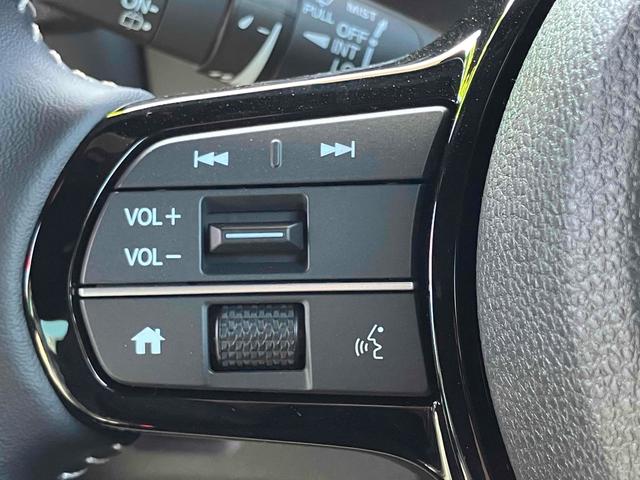 N-BOXカスタム コーディネートスタイル 4WD 届け出済み未使用車 バックカメラ 両側電動スライドドア クリアランスソナー オートクルーズコントロール レーンアシスト 衝突被害軽減システム オートライト LEDヘッドランプ スマートキー(7枚目)