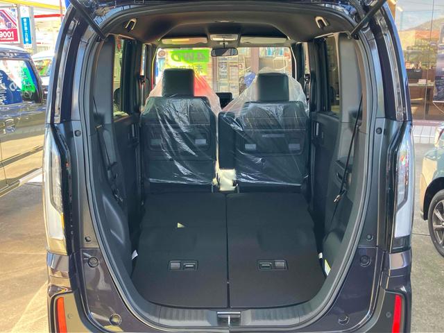 N-BOXカスタム コーディネートスタイル 4WD 届け出済み未使用車 バックカメラ 両側電動スライドドア クリアランスソナー オートクルーズコントロール レーンアシスト 衝突被害軽減システム オートライト LEDヘッドランプ スマートキー(21枚目)