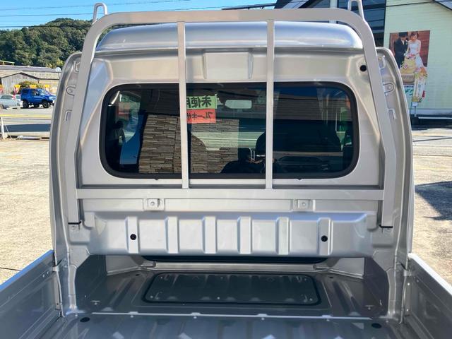 スーパーキャリイ L 4WD 届け出済み未使用車 軽トラック AT 衝突被害軽減システム クリアランスソナー レーンアシスト キーレスエントリー アイドリングストップ オートライト ESC エアコン パワーステアリング(19枚目)