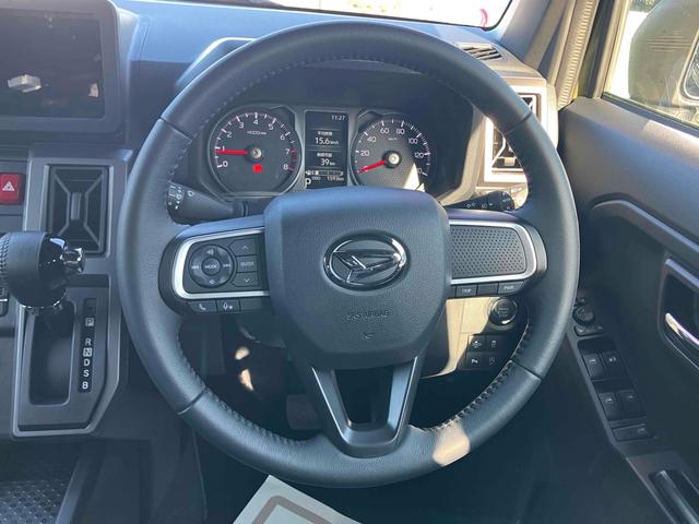 タフト Ｇ　クロムベンチャー　バックカメラ　クリアランスソナー　レーンアシスト　衝突被害軽減システム　オートライト　ＬＥＤヘッドランプ　ヘッドライトウォッシャー　スマートキー　アイドリングストップ　電動格納ミラー　シートヒーター（3枚目）