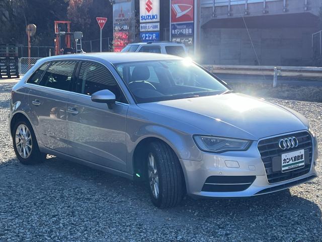 Ａ３ スポーツバック１．４ＴＦＳＩ　ワンオーナー　スポーツバック１．４ＴＦＳＩ（５名）　ナビ　地デジ　ＥＴＣ　バックカメラ（3枚目）