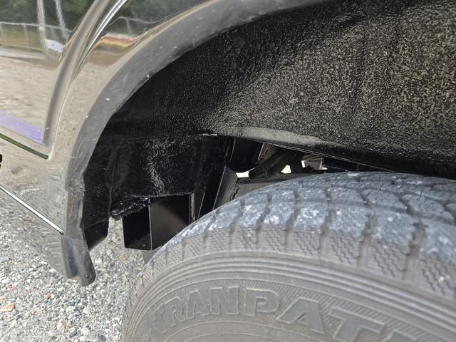 ジムニー ワイルドウインドリミテッド　オートマ　４ＷＤ　ルーフキャリア　走行距離９９９００ｋｍ　エアコン　パワステ（24枚目）