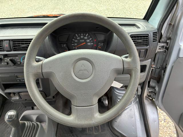 ミニキャブバン ＣＤ　ワンオーナー車　５ＭＴ　エアコン　パワステ　ＥＴＣ（12枚目）