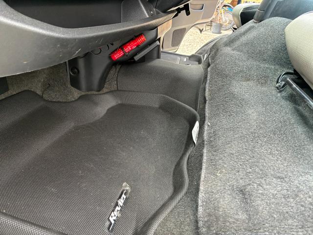 ハイエースバン ロングワイドスーパーＧＬ　ルーフエアコン　ベッド　車中泊仕様　アルミコンテナ６個　ＥＴＣ　ナビ　バックカメラ　内装ウッド仕上げ（54枚目）