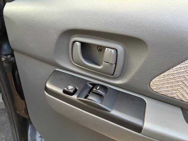 タウンボックス Ｍ２　三菱純正エアロ　ターボ　オートマ　エアコン　パワステ　パワーウィンド（30枚目）