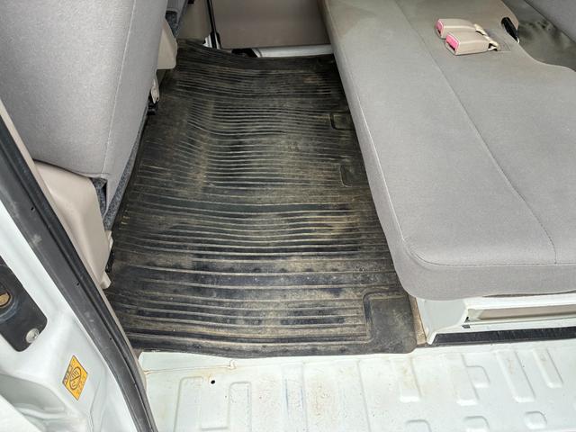 エブリイ ＰＣ　エアコン　パワステ　パワーウィンド　キーレス（27枚目）