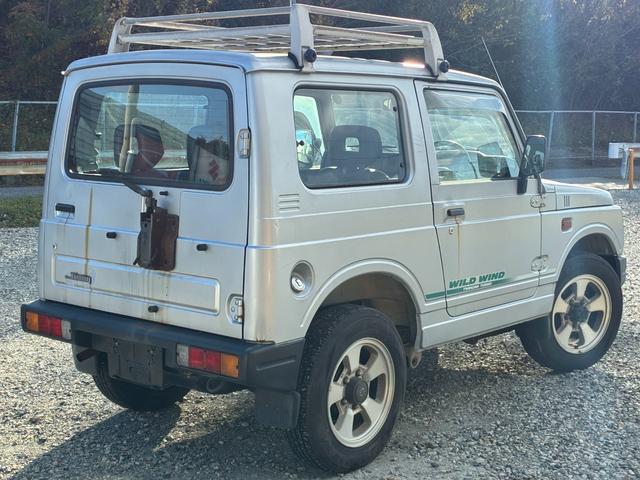 ジムニー ワイルドウインド　４ＷＤ　オートマ　エアコン　パワステ　ルーフキャリア　フォグランプ（6枚目）