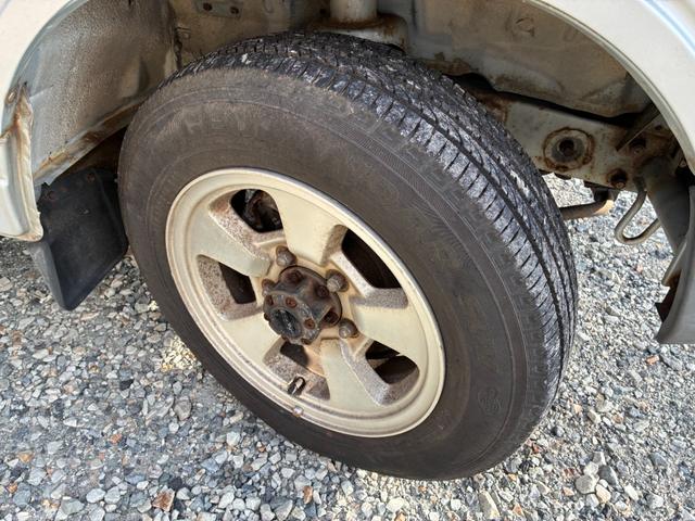 ジムニー ワイルドウインド　４ＷＤ　オートマ　エアコン　パワステ　ルーフキャリア　フォグランプ（12枚目）