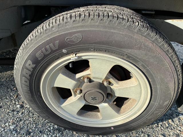 ジムニー ワイルドウインド　４ＷＤ　オートマ　エアコン　パワステ　ルーフキャリア　フォグランプ（14枚目）