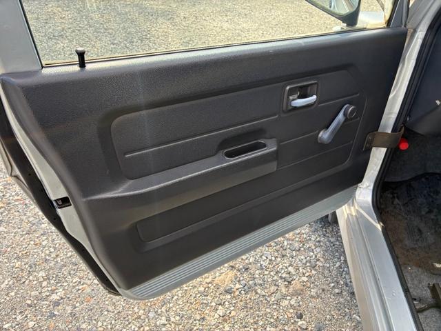 ジムニー ワイルドウインド　４ＷＤ　オートマ　エアコン　パワステ　ルーフキャリア　フォグランプ（34枚目）