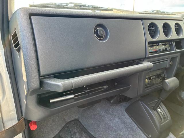 ジムニー ワイルドウインド　４ＷＤ　オートマ　エアコン　パワステ　ルーフキャリア　フォグランプ（35枚目）